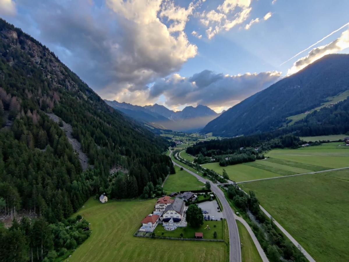 Hotel Bad Salomonsbrunn Anterselva di Mezzo Exterior foto